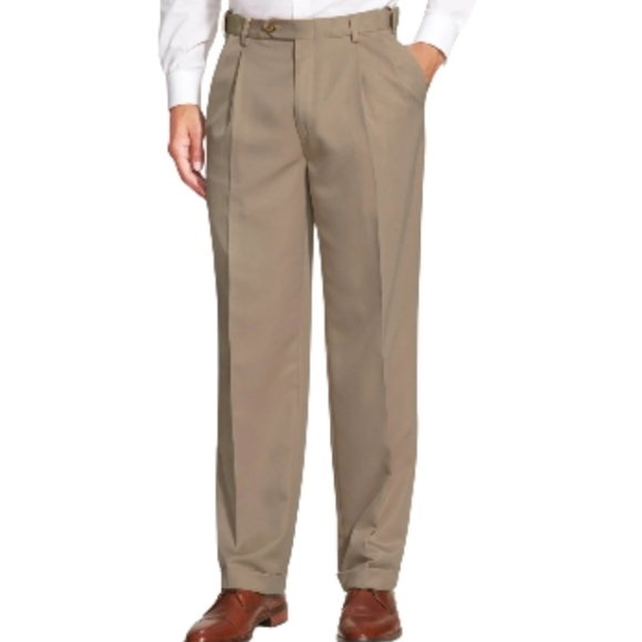 BERLE Khaki Tan Pants Size 36R 32